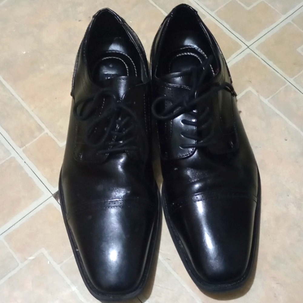Stacy Adams black men dress shoe